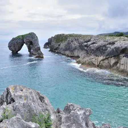 Fraguas Llanes, Gulpiyuri, Bufones Casa de Férias