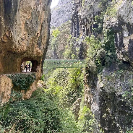 Fraguas Llanes, Gulpiyuri, Bufones *